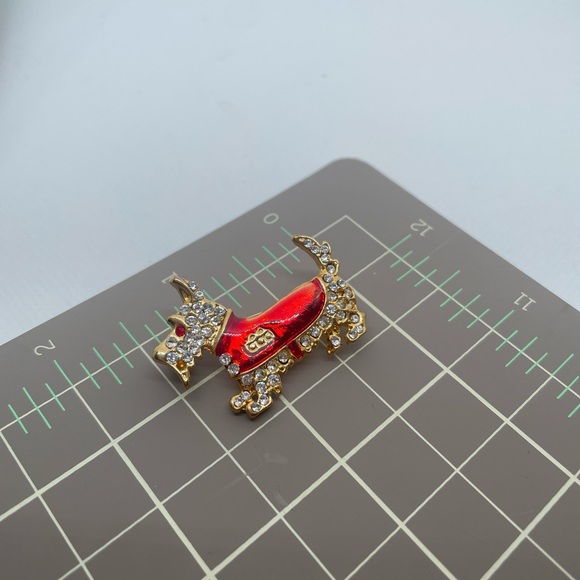 Gold and Red Scottie Dog Brooch - Picture 4 of 5